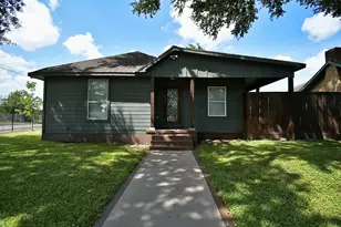 1403 Munger St, Houston, TX 77023 - Photo 1