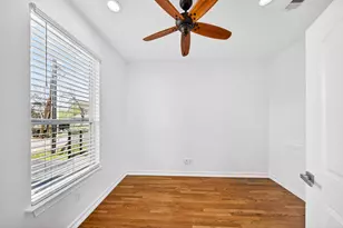 7214 Hershe St, Houston, TX 77020 - Photo 24