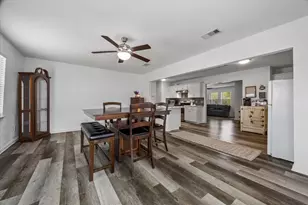 1426 15th Ave N, Texas City, TX 77590 - Photo 8