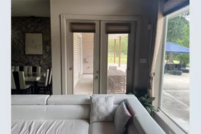 15453 Crown Oaks Drive, Montgomery, TX 77316 - Photo 12