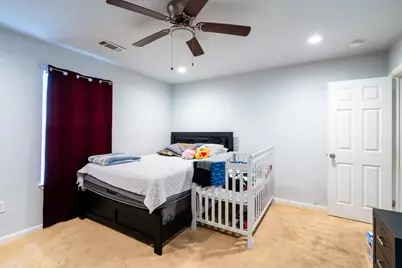 5938 Southlark Street, Houston, TX 77033 - Photo 16