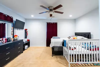 5938 Southlark Street, Houston, TX 77033 - Photo 14