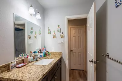 5938 Southlark Street, Houston, TX 77033 - Photo 30