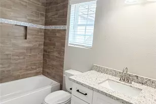 7034 Smilax St, Houston, TX 77088 - Photo 14