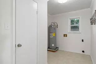 312 E Colorado St, Bremond, TX 76629 - Photo 8