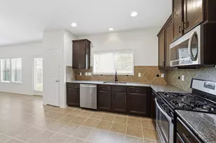 12830 Spruce Cir, Tomball, TX 77375 - Photo 8