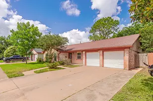 2710 Burke Rd, Pasadena, TX 77502 - Photo 2