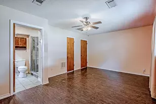 2710 Burke Rd, Pasadena, TX 77502 - Photo 16