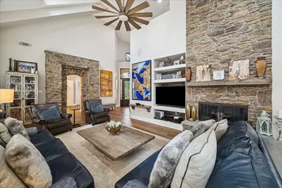 2831 N Cotswold Manor Drive, Houston, TX 77339 - Photo 10