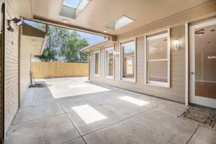 33 Maple Ln, Galveston, TX 77551 - Photo 34