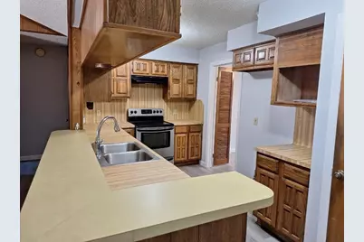 605 Noreda Street, Angleton, TX 77515 - Photo 6