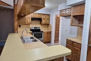 605 Noreda St, Angleton, TX 77515 - Photo 6