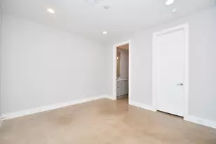 818 Knox St, Houston, TX 77007 - Photo 32