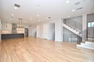 818 Knox St, Houston, TX 77007 - Photo 1