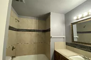 11910 Hunkler Dr, Houston, TX 77047 - Photo 8