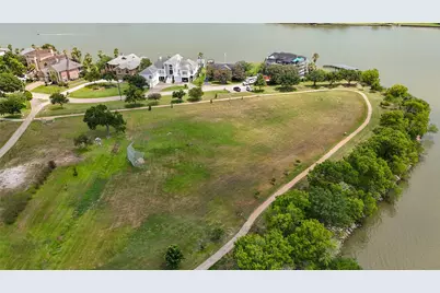 1103 Pecan Circle, Seabrook, TX 77586 - Photo 34