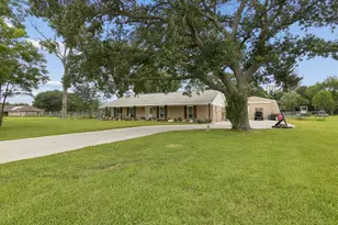 2865 County Rd 936A, Alvin, TX 77511 - Photo 1