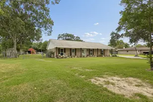2865 County Rd 936A, Alvin, TX 77511 - Photo 4