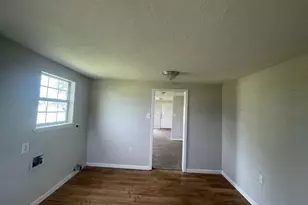603 Willow St, Baytown, TX 77520 - Photo 6