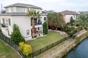 1517 Waterside Dr, League City, TX 77573 - Photo 2