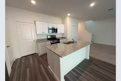 18618 Hunter William Way, New Caney, TX 77357 - Photo 4