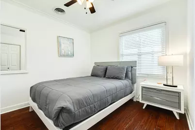 105 Marlin Avenue, Galveston, TX 77550 - Photo 18