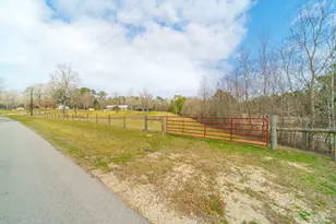 840 Horace Bonds Rd, Livingston, TX 77351 - Photo 34