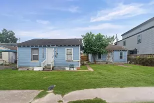 110 E 44th St, Houston, TX 77018 - Photo 2