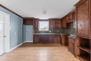 110 E 44th St, Houston, TX 77018 - Photo 10