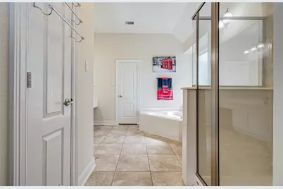 14614 Carolina Hollow Lane, Houston, TX 77044 - Photo 18