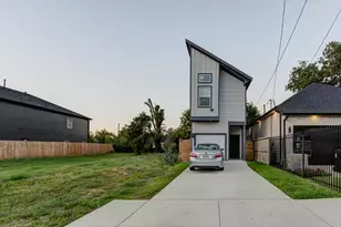 3320 Francis St, Houston, TX 77004 - Photo 2