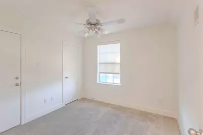 909 E 39th Street, Houston, TX 77022 - Photo 22