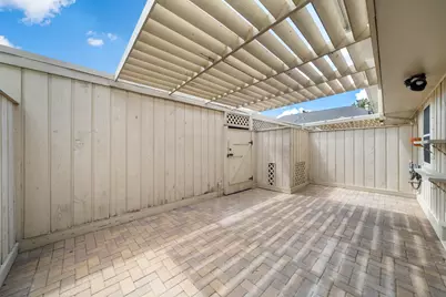 6434 Burgoyne Road #109, Houston, TX 77057 - Photo 16