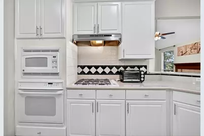 18502 Berry Leaf Court, Houston, TX 77084 - Photo 8