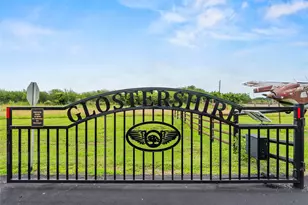7736 Meteor Dr, Sealy, TX 77474 - Photo 4