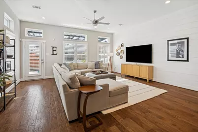 920 W 25th Street #B, Houston, TX 77008 - Photo 12