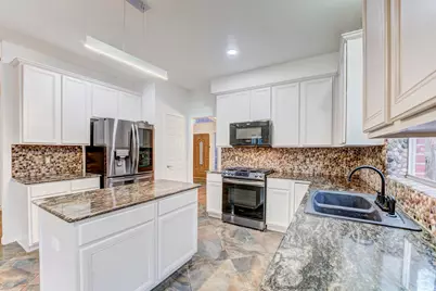 2706 Sun Beam Court, Pearland, TX 77584 - Photo 14