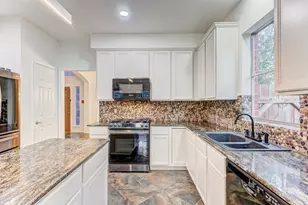 2706 Sun Beam Ct, Pearland, TX 77584 - Photo 12