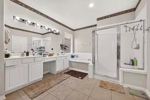 214 Kentwood Ridge Ct, Sugar Land, TX 77479 - Photo 26