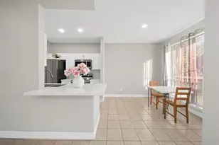 8257 Sands Point Dr, Houston, TX 77036 - Photo 6