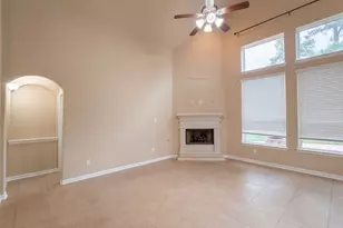 9003 Newcroft Ct, Tomball, TX 77375 - Photo 4