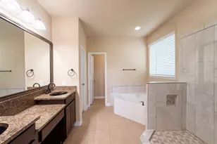 9003 Newcroft Ct, Tomball, TX 77375 - Photo 10