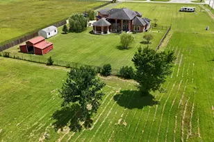 1909 E Archer Rd, Baytown, TX 77521 - Photo 36