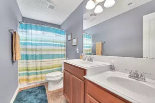 692 Casual Ln, League City, TX 77573 - Photo 12