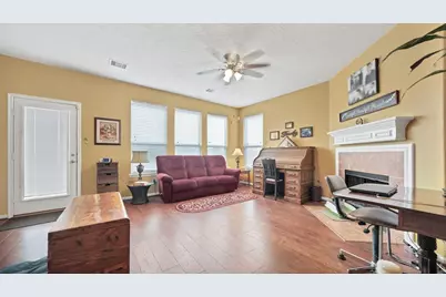 692 Casual Lane, League City, TX 77573 - Photo 4
