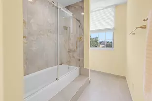 419 Old Orchard Dr, Dickinson, TX 77539 - Photo 30