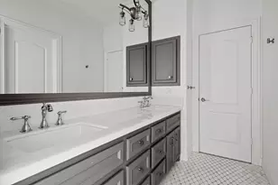 520 S 3rd St, Bellaire, TX 77401 - Photo 32