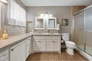 902 E X St, Deer Park, TX 77536 - Photo 18