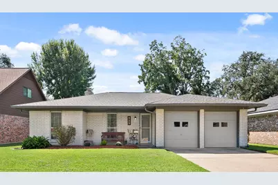 902 E X Street, Deer Park, TX 77536 - Photo 2