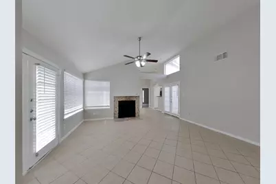 6615 Laurel Glen Drive, Katy, TX 77449 - Photo 2